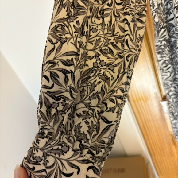 H&M Dress (M) - Picture 2 of 7